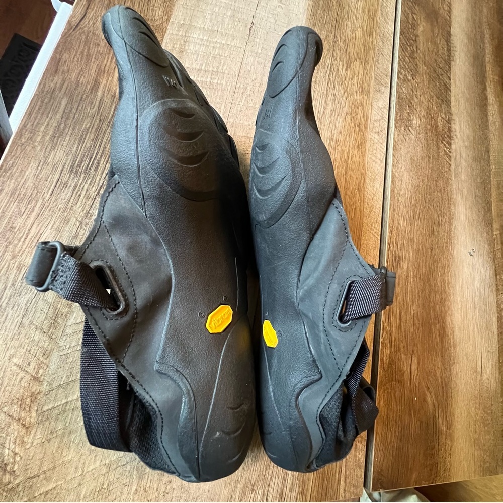 Vibram Black FiveFingers Shoes KSO New - Picture 6 of 9